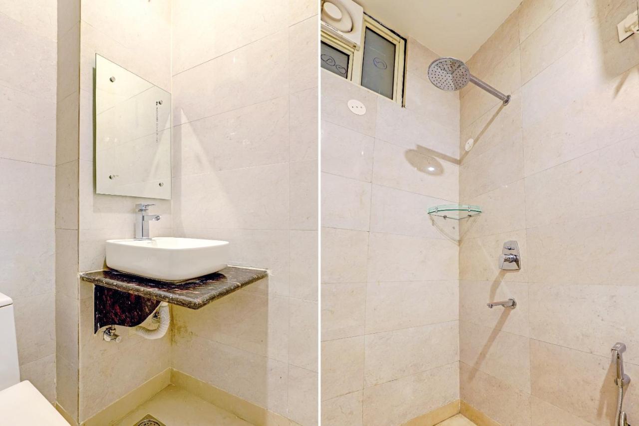 Collection O Hotel Aditya Palace Near Leisure Valley Park Гургаон Екстериор снимка